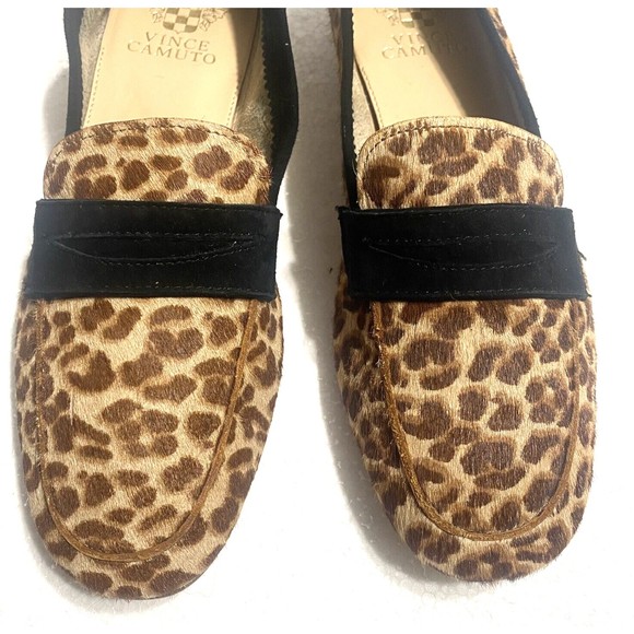 Vince Camuto Leopard Print Cow Hair Womens Flats Size 7.5 - Picture 3 of 11
